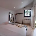 Casa Marquesa M2 - Disfruta De Su Patio Con Barbacoa コマルカ・デ・オウレンセ